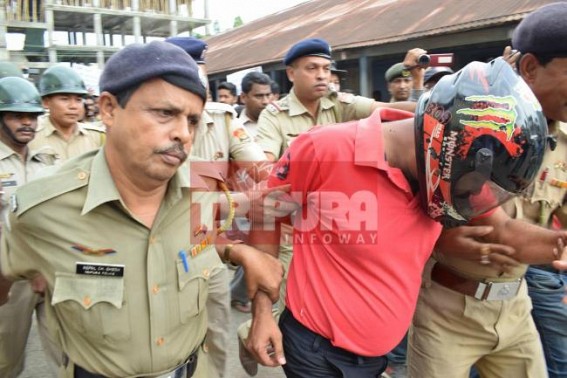 Nur Muhammad sent for 6 days police remand : students show mass agitation at Court Nur Muhammad sent for 6 days police remand : students show mass agitation at Court